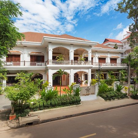 Grand Sunset Angkor Hotel เสียมราฐ ภายนอก รูปภาพ