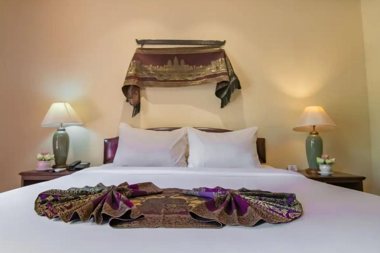 Grand Sunset Angkor Hotel เสียมราฐ ภายนอก รูปภาพ