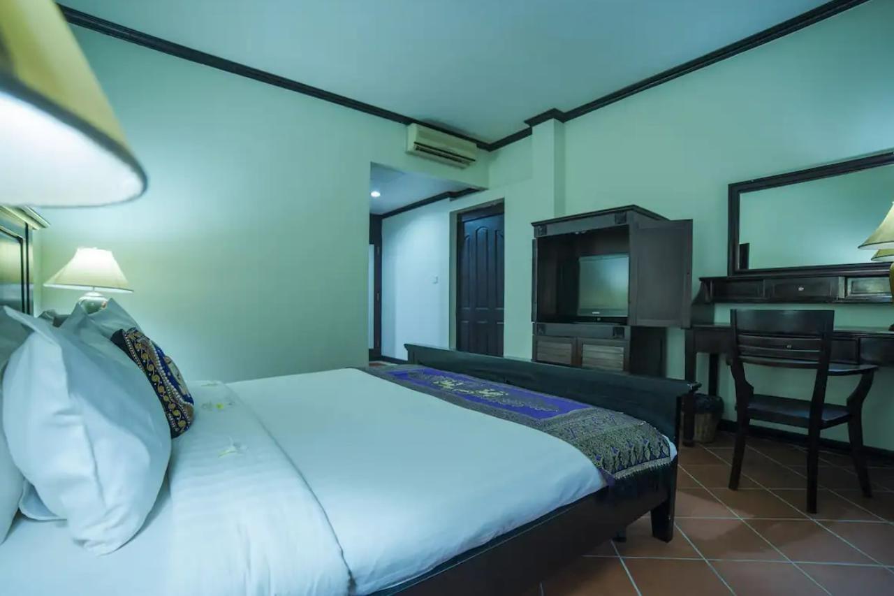 Grand Sunset Angkor Hotel เสียมราฐ ภายนอก รูปภาพ