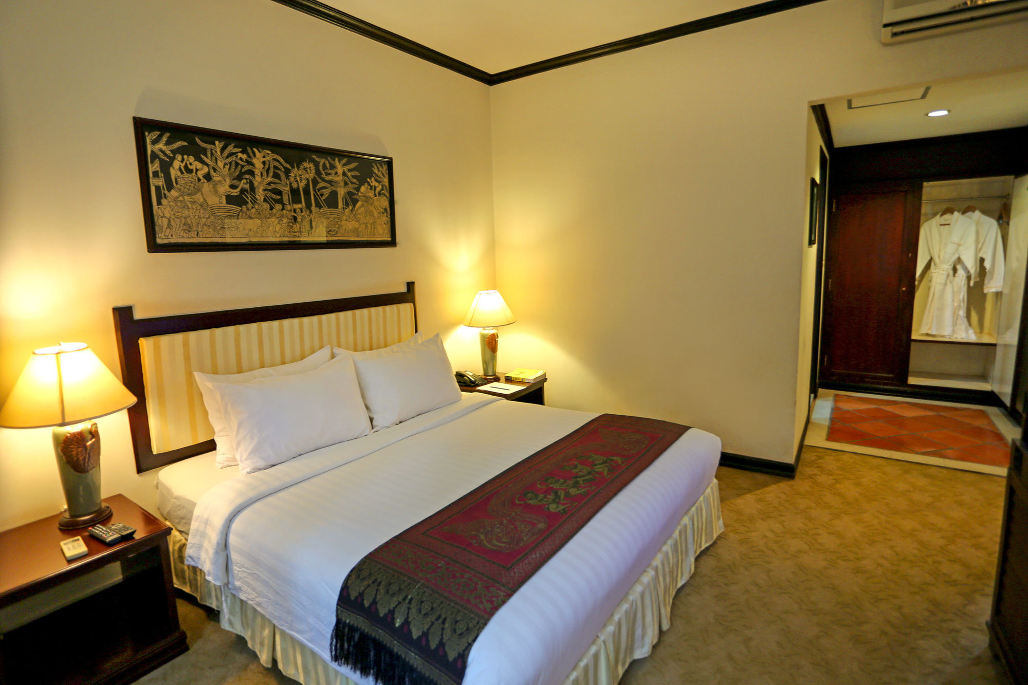 Grand Sunset Angkor Hotel เสียมราฐ ภายนอก รูปภาพ