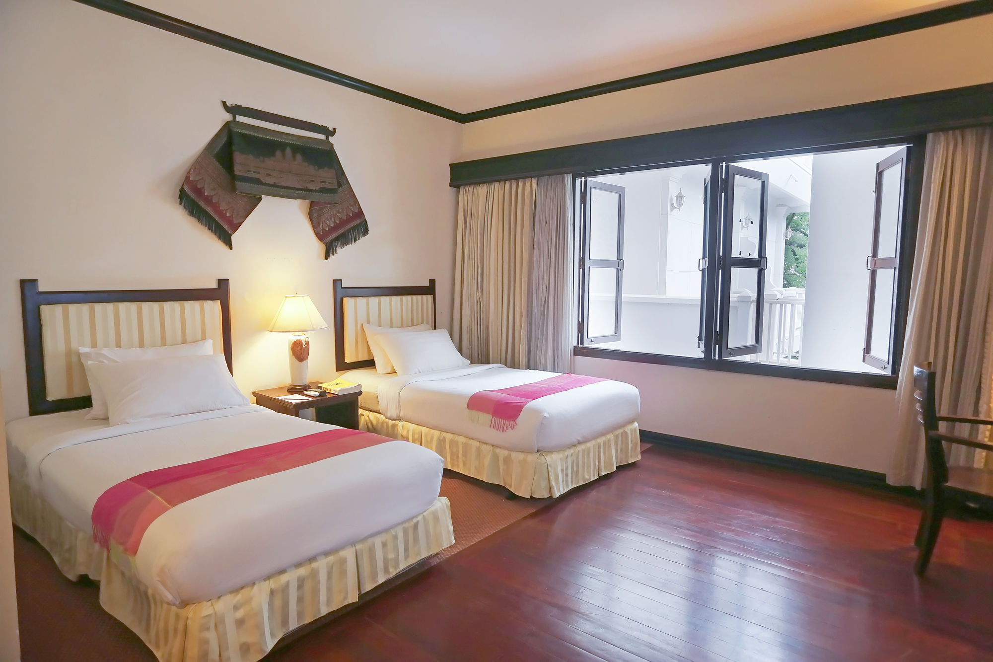 Grand Sunset Angkor Hotel เสียมราฐ ภายนอก รูปภาพ
